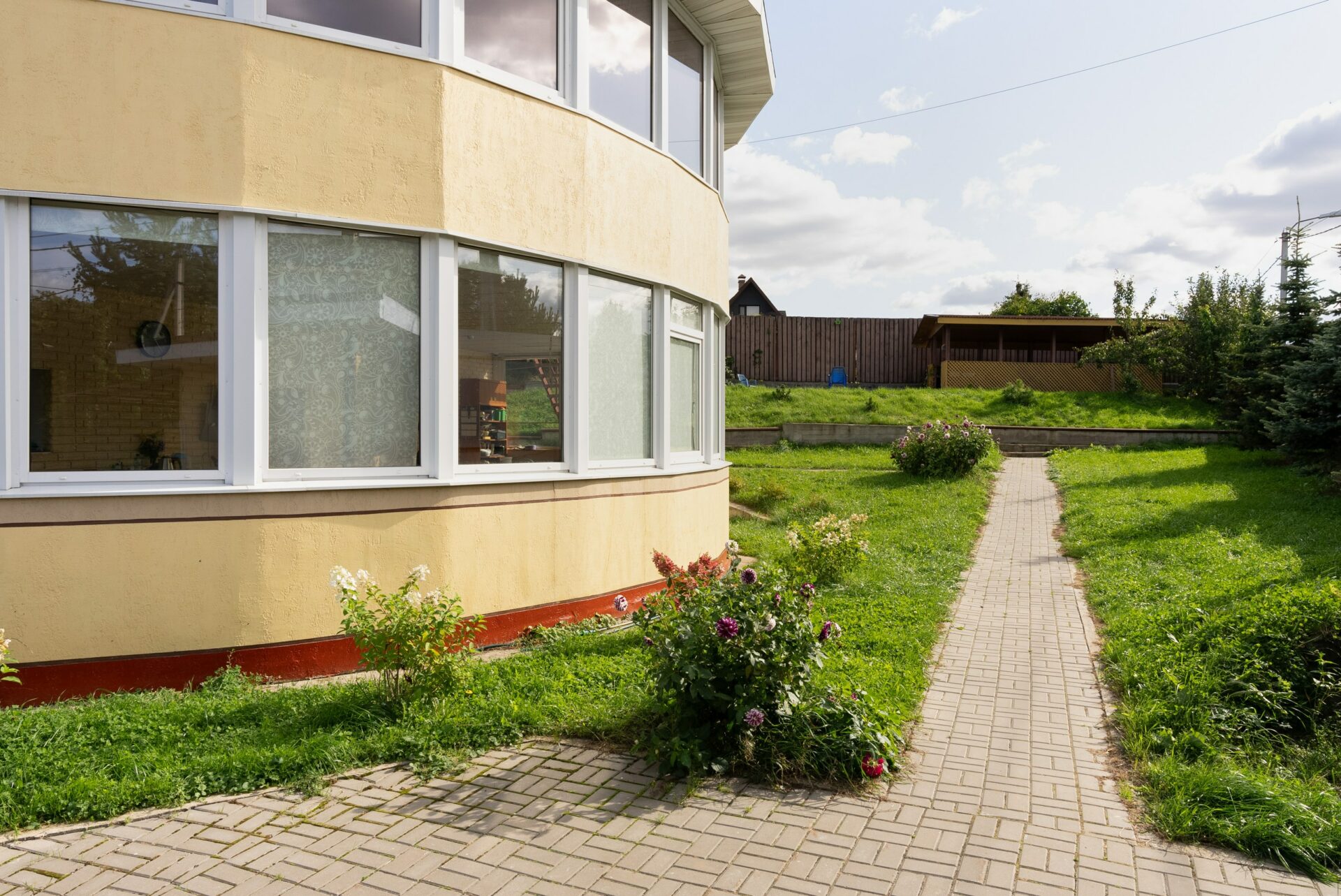 Пансионат в Порошкино Ленинградской области | Частный дом престарелых « Высокая горка»